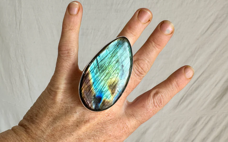 The Mystical Charm of Moonstone Crystal Rings and Labradorite Rings Combined