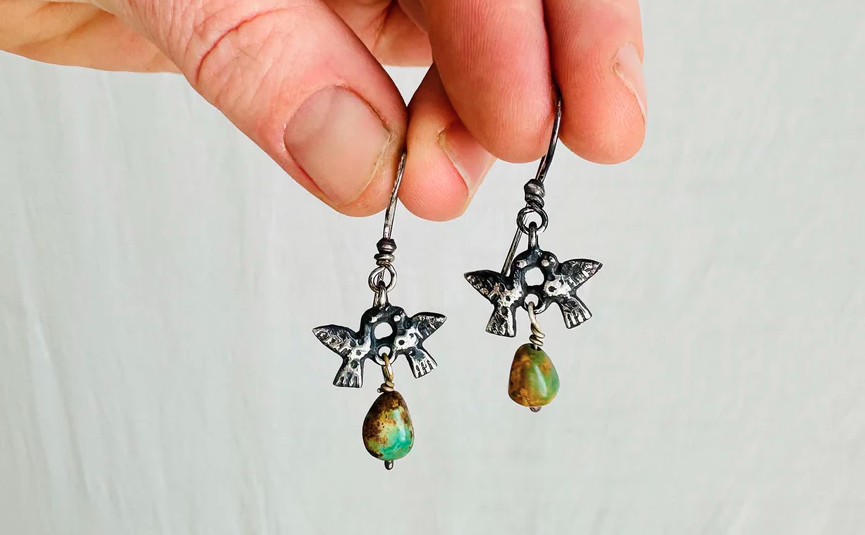 Handcrafted Statements: The Unique Appeal of Mexican Jewelry