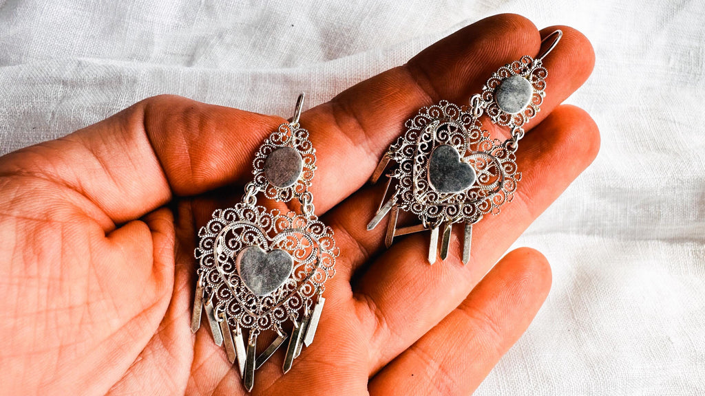 Oaxacan Filigree Heart Earrings. Sterling Silver. Mexico. s/n