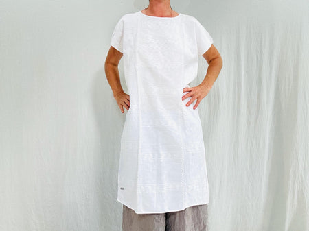 Amuzgo Huipil Dress. White-on-White. Hand-Woven. Guerrero, Mexico. 4305