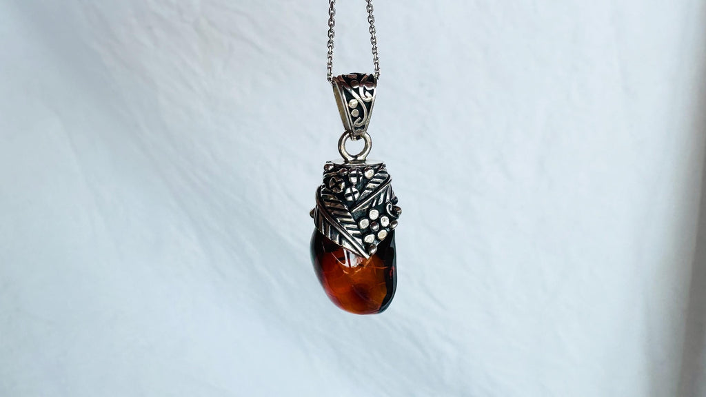 Red Amber Pendant on a Silver Chain. Sterling Silver. AP-587