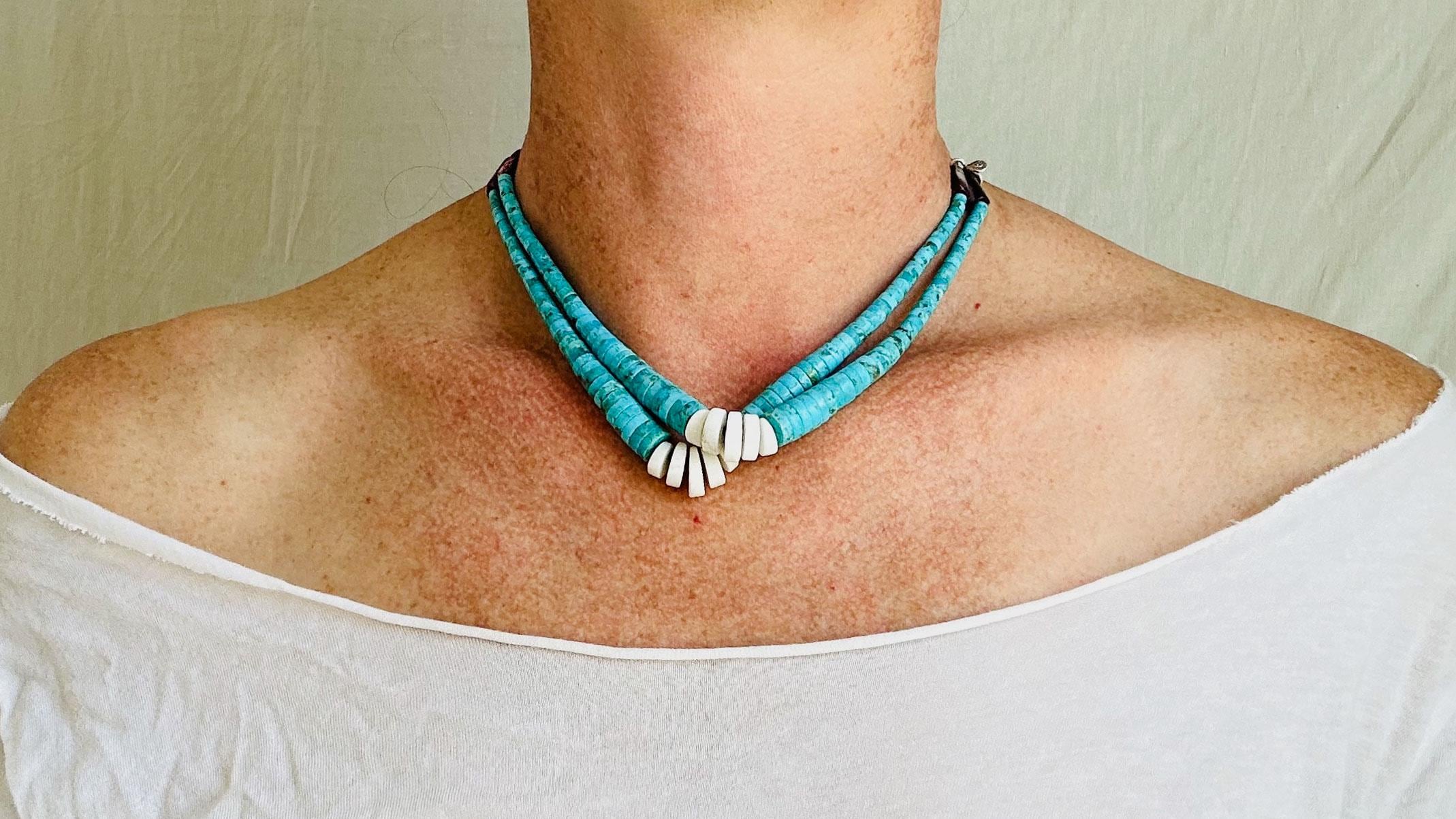 Kewa Pueblo Turquoise & Shell Jocla Necklace. Native American. 
