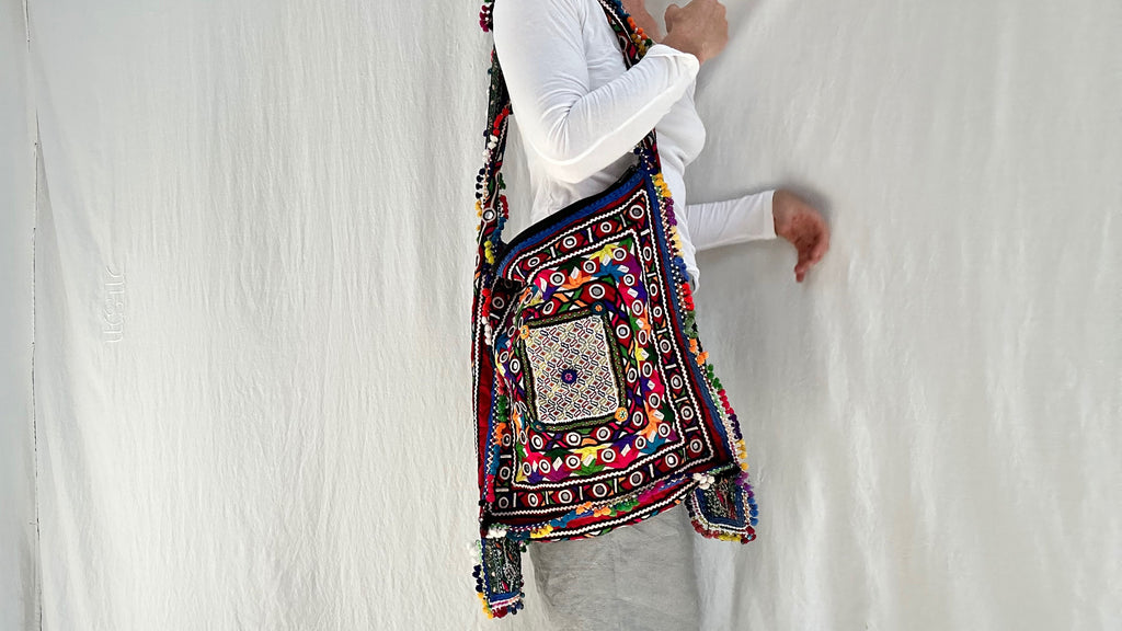 Rabari Hand-Embroidered Shoulder Bag. Applique.0544