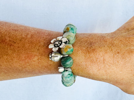 Guatemalita Bracelet. Beaded with Sterling Silver. Mayan Jewelry. 2842