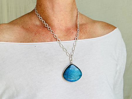 Blue Labradorite Pendant Necklace on a Handmade Sterling Silver Chain. 2725