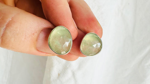 Faceted Prehnite Post Earrings. Sterling Silver. AP-584