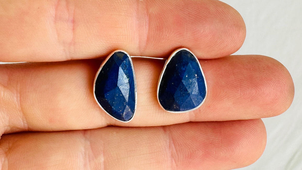 Lapis Lazuli Asymmetrical Earrings. Sterling Silver. 0698
