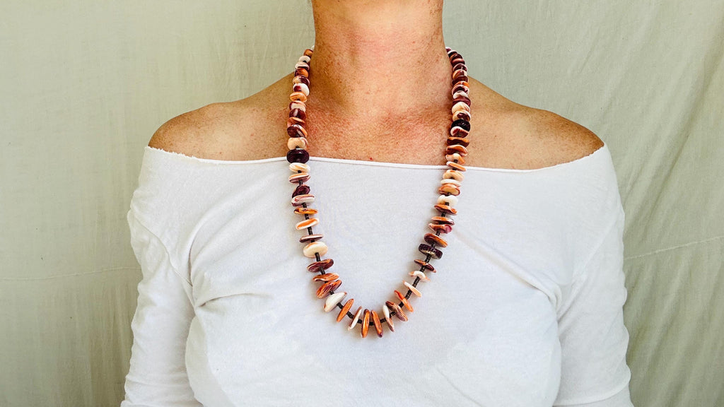 Kewa Pueblo Spiny Oyster Necklace Native American Jewelry Handcrafted Artisan Gift Santo Domingo Pueblo |Southwestern Accessories 4035