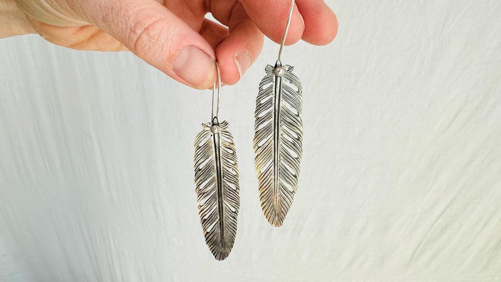 Carved MOP Feather Earrings. Black Mother-of-Pearl and Sterling Silver Jewelry. Atelier Aadya. 4170