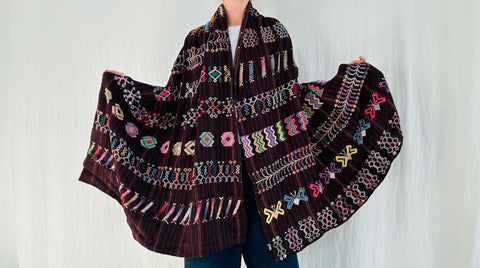 Vintage Guatemalan Wrap. Colotenango. Fine Example. 4370