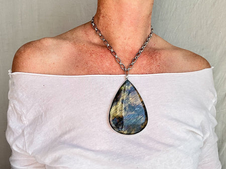 Labradorite Pendant Necklace. Heavy Sterling Silver Chain. 2291