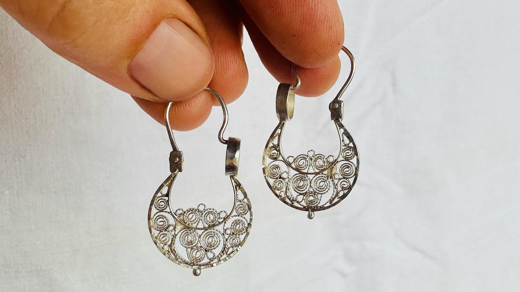 Filigree Hoop Earrings. Oaxaca. Sterling Silver. Mexico. Frida Kahlo. 2828
