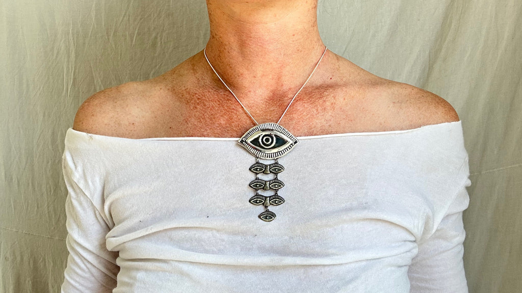 Eye Milagro Pendant Necklace. Mexico. Sterling Silver. 2030