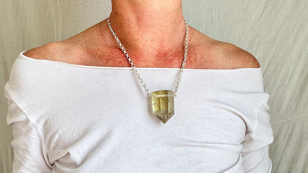 Citrine & Silver Pendant Necklace. Sterling Silver. 2228