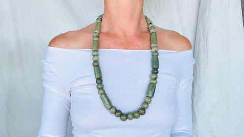 Long Jade Necklace. Oaxaca. Replica. 2484