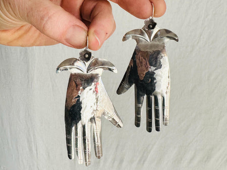 Oaxaca Hand Earrings. La Mano Sterling Silver Jewelry Made in Oaxaca, Mexico. Frida Kahlo. 2397