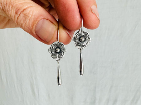Mazahua Flower Earrings. Sterling Silver. Mexico. Frida Kahlo 2092