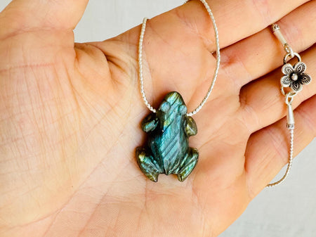 Labradorite Frog Pendant Necklace. Sterling Silver. Medicine Necklace 2728