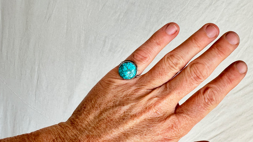 Turquoise and Silver Ring. Size 4.25. 0527