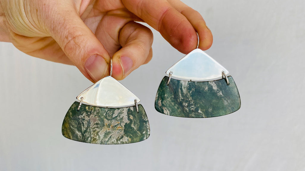 Moss Agate and Silver Earrings. Sterling Silver. 1205