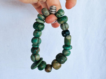 Guatemalita Jade Beaded Bracelet with a Sterling Silver Bead. 4414