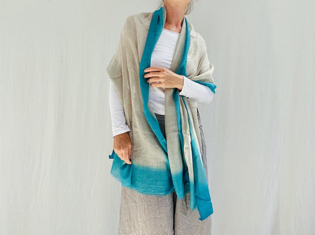 Ombre Hand Pashmina Shawl. Very Fine and SUPER Soft!