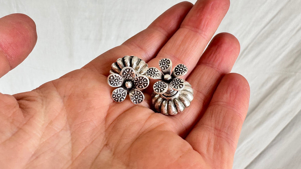 Silver Barbell Flower Earrings. Thailand. 1014