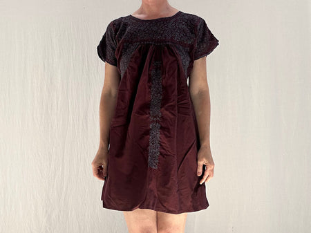 Mexican Embroidered Dress or Tunic. Oaxaca. XS-S