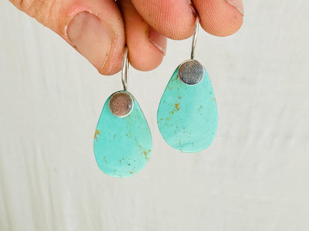 Santo Domingo Pueblo Turquoise Earrings. Kewa. Native American. 2764