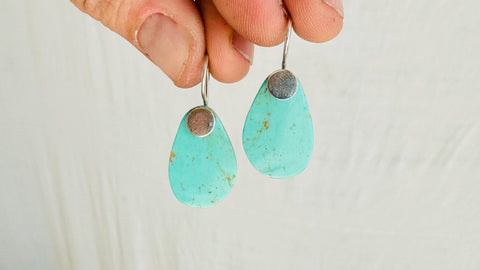 Santo Domingo Pueblo Turquoise Earrings. Kewa. Native American. 2764