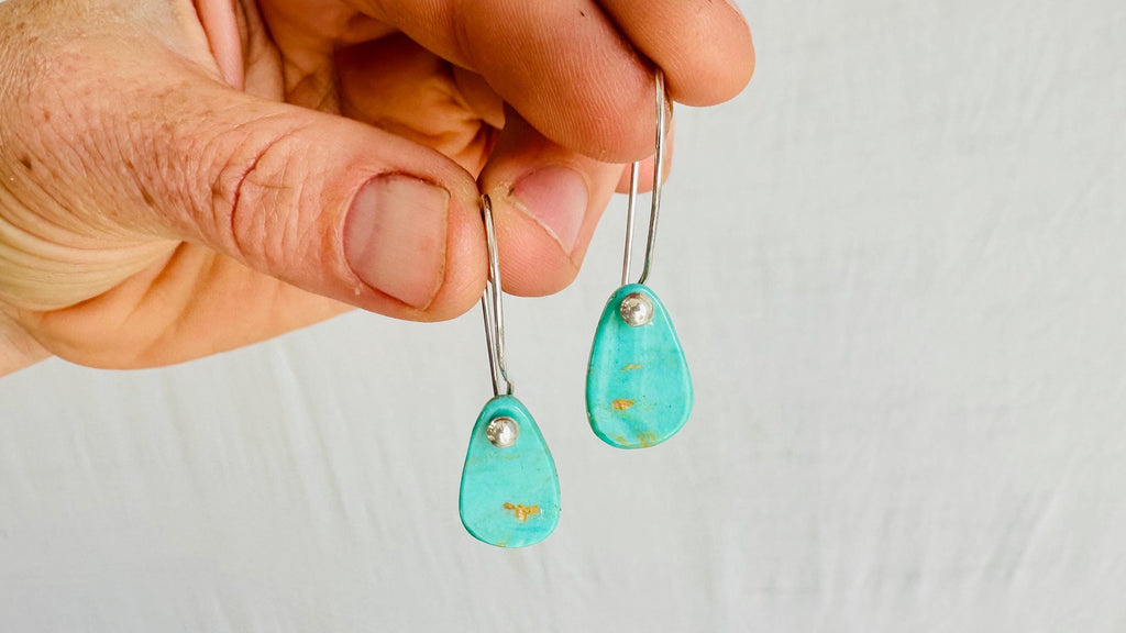 Santo Domingo Pueblo Turquoise Earrings. Kewa. Native American. 2761