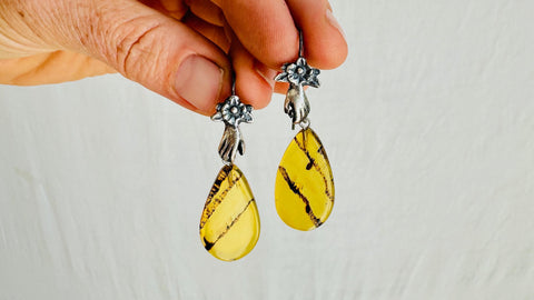 Amber & Sterling Silver Cast Hands Earrings. 0285