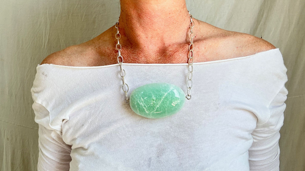 Caribbean Calcite Pendant Necklace. Sterling Silver. 1169