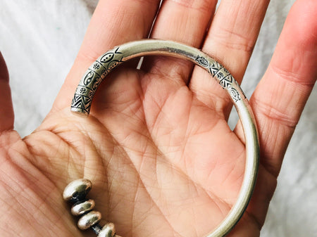 Fine Silver Bangle from the Karen Hill Tribe of Thailand. 0284