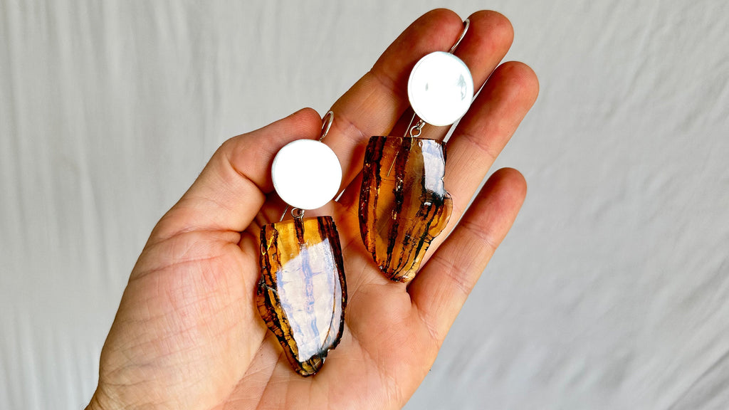 Amber & Sterling Silver Earrings. 1108