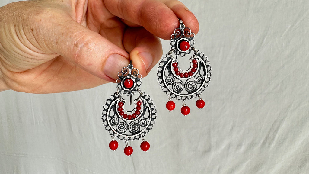 Oaxacan Filigree Earrings with Coral. Sterling Silver. Mexico. Frida Kahlo. 1182