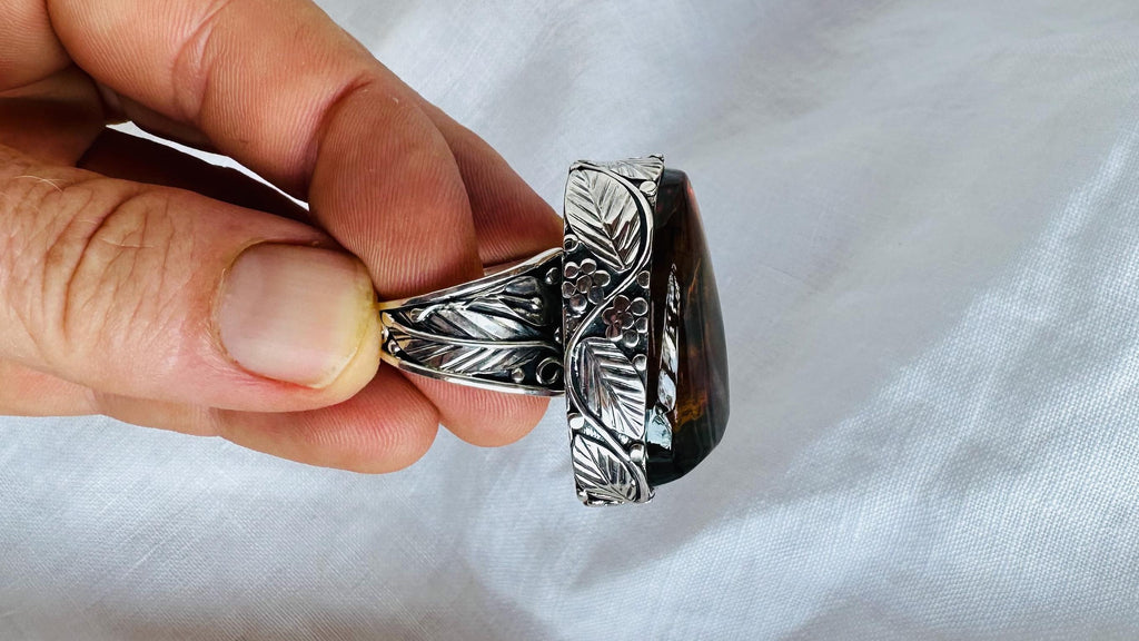 Amber Botanicals Ring. Sterling Silver. Adjustable Size. AMB-1