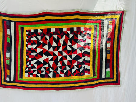 Fine Vintage Patchwork Quilt from Gujarat, India. Textile Art. 4233
