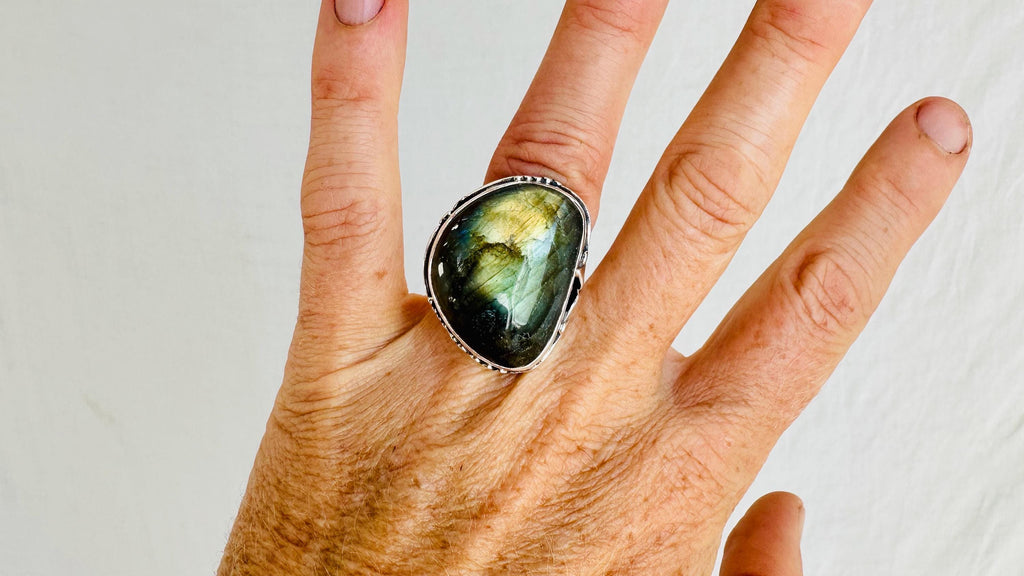 Labradorite Botanicals Ring. Bright Flash Stone Sterling Silver Jewelry. Size 6.25. 4141