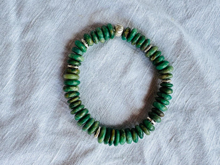 Guatemalita Jade Beaded Bracelet with a Sterling Silver Beads. 4422