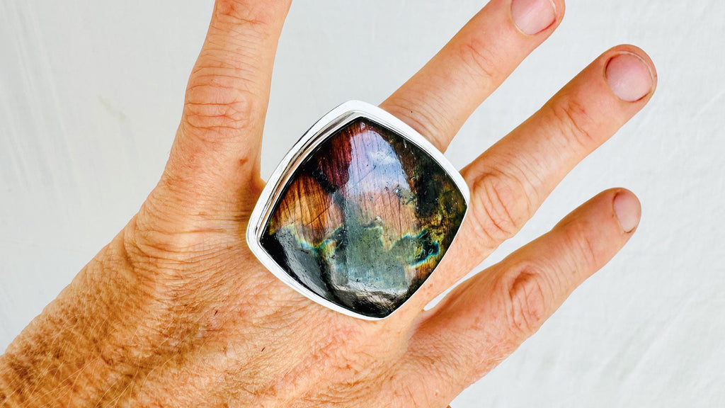 Oversized Labradorite Cocktail Ring. Rainbow Flash. Adjustable. 4298