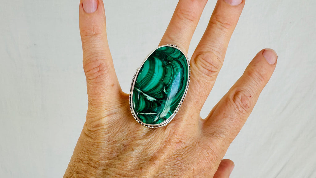 Malachite Oversized Botanicals Cocktail Ring. Gorgeous. Size 7. 4196