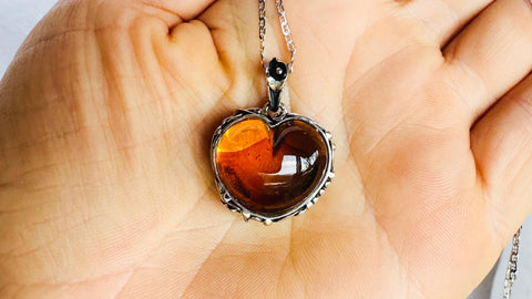 Amber & Sterling Heart Pendant on a Silver Chain. AP-354