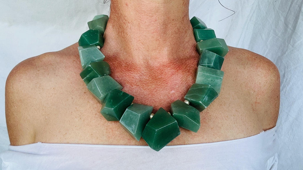 Faceted Aventurine Necklace. Handmade Designer Necklace. Sterling Silver Chain. Adjustable Choker. 2850.