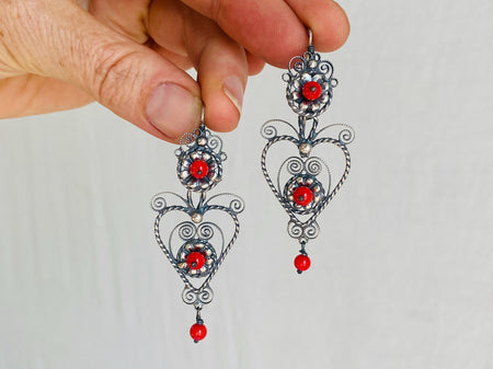 Heart Earrings. Oaxacan Filigree with Coral. Sterling Silver. Mexico. 0402