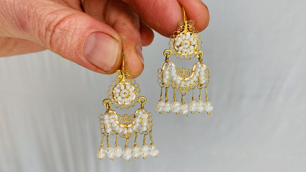 Vintage Oaxacan Gold Filigree Earrings with Pearls. 10k. Mexico. Frida Kahlo. 0048