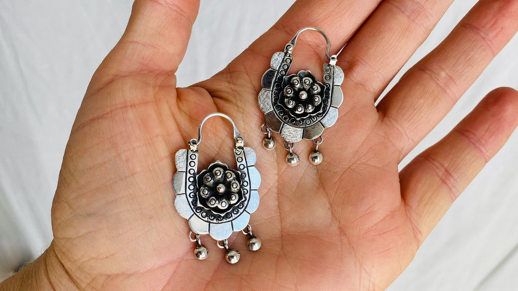 Mazahua Flower Earrings. Sterling Silver. Arracadas. Mexico. Frida Kahlo