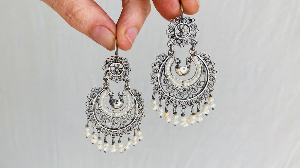 Oaxacan Filigree Earrings. Sterling Silver & Pearl. Mexico. Frida Kahlo