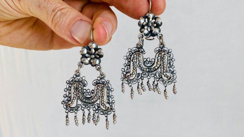 Vintage Oaxacan Filigree Earrings. Sterling Silver & Pearl. Mexico. Frida Kahlo