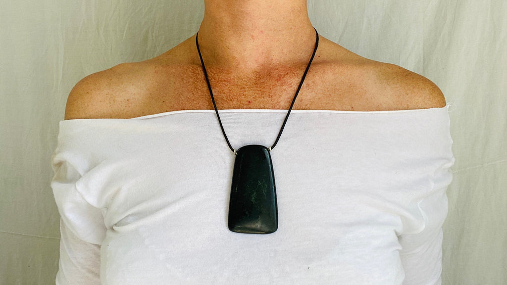 Mayan Black Jade & Amber Pendant. Hand-Carved. Guatemala. - Aadya Bazaar